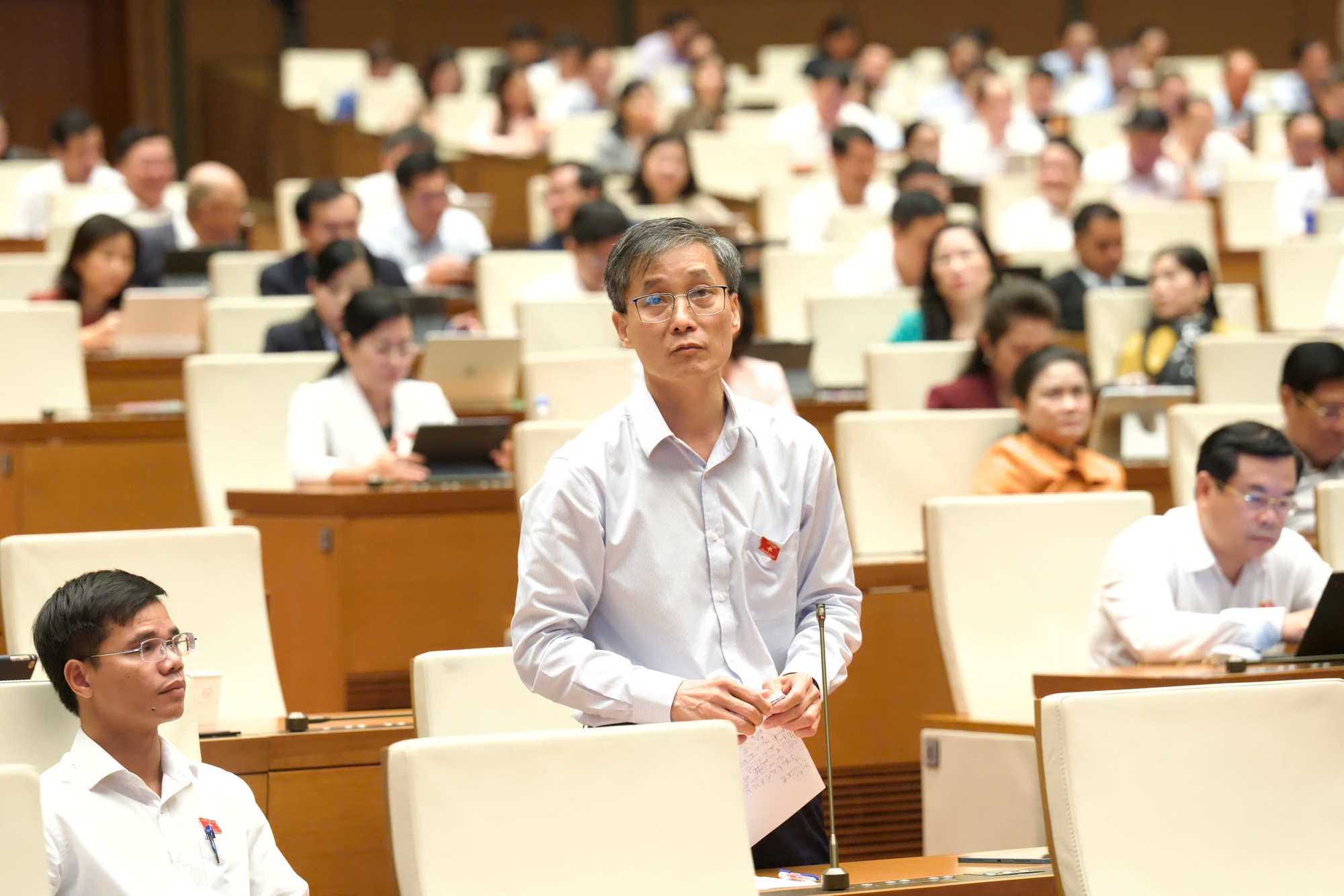 ĐBQH đề nghị thận trọng với việc ghi sổ hộ tịch, Bộ trưởng Bộ Tư pháp giải trình- Ảnh 1.