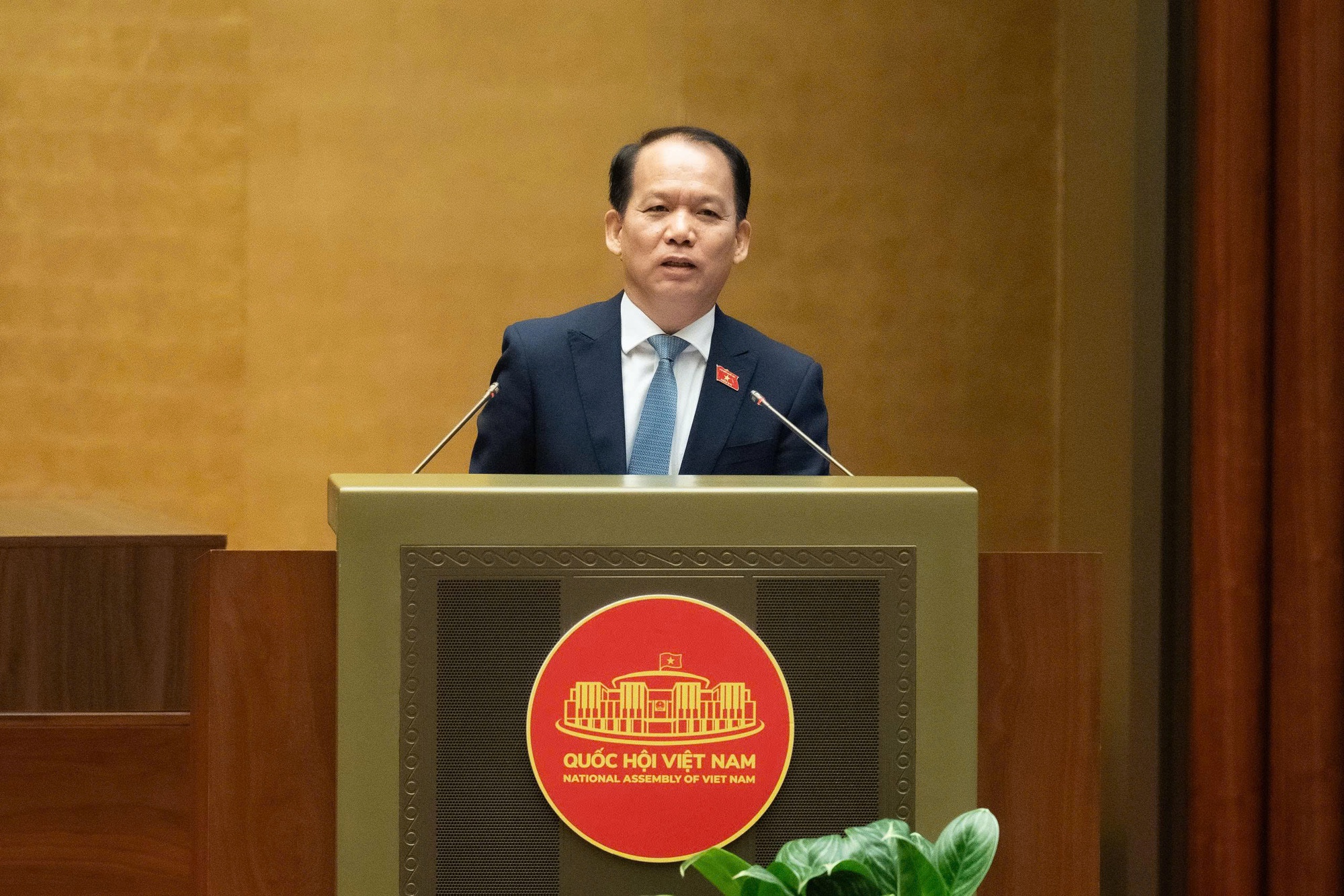 ĐBQH đề nghị thận trọng với việc ghi sổ hộ tịch, Bộ trưởng Bộ Tư pháp giải trình- Ảnh 2.