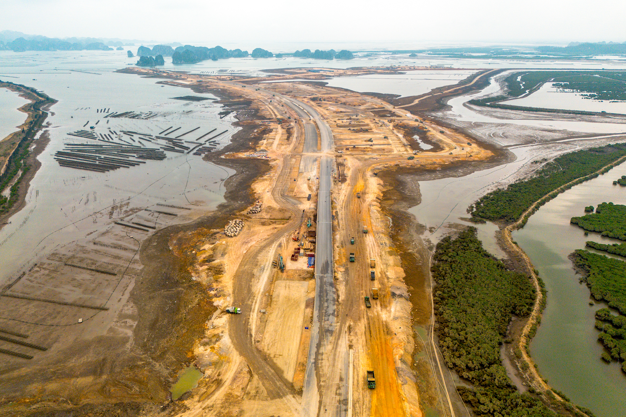 Toàn cảnh siêu dự án 18 tỷ USD của Vinhomes:  Rộng như một thành phố, tổng mức đầu tư bằng  GDP 18 nước cộng lại - Ảnh 7.