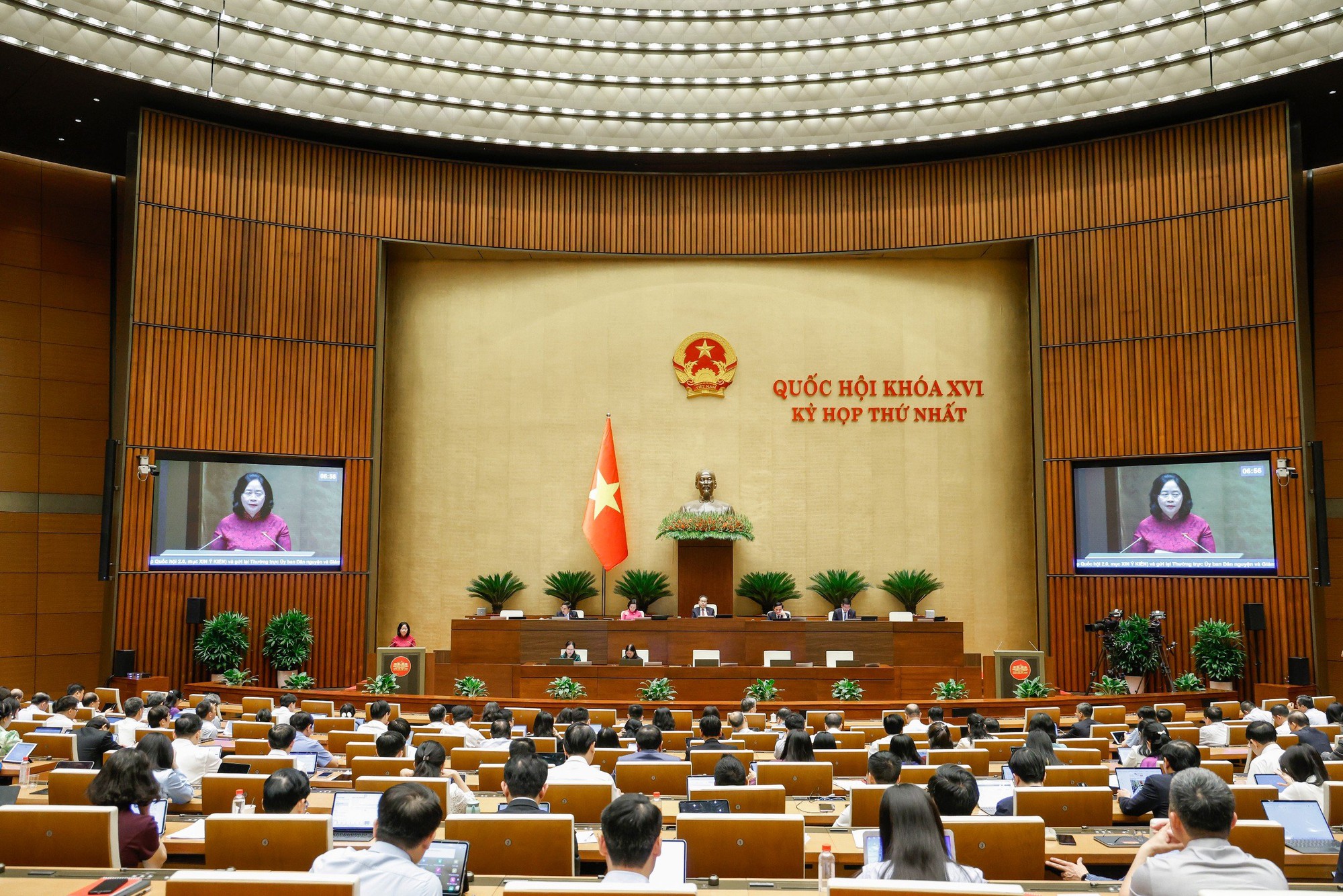 Đề nghị quyết liệt khắc phục tình trạng các dự án tồn đọng, trụ sở dôi dư sau sáp nhập - Ảnh 2.