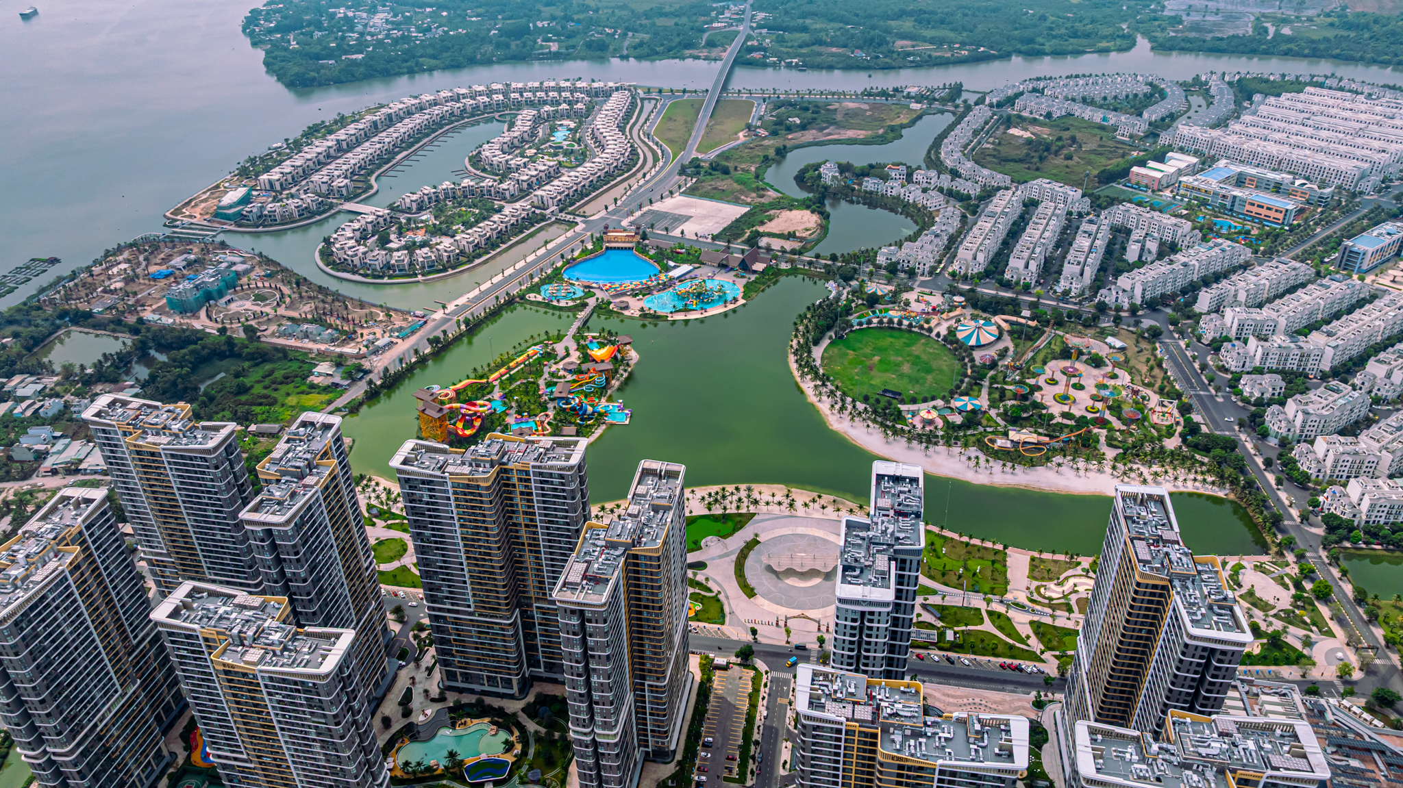 Vành đai 3, Vinbus, sổ hồng và những điều thú vị khiến Vinhomes Grand Park trở thành dự án được tìm kiếm nhiều nhất thành phố Hồ Chí Minh - Ảnh 8.