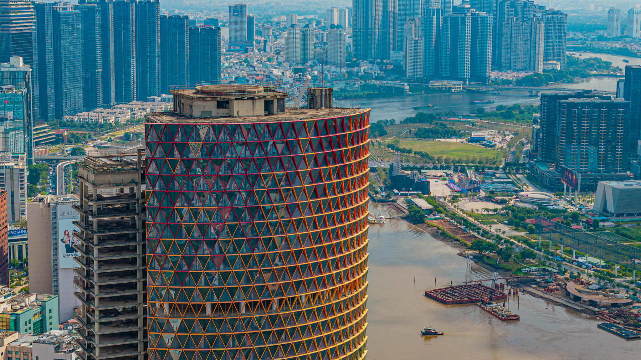 Số phận trái ngược của 5 toà nhà cao nhất TP.HCM: Nơi là máy in tiền, nơi ám ảnh nợ xấu- Ảnh 14.