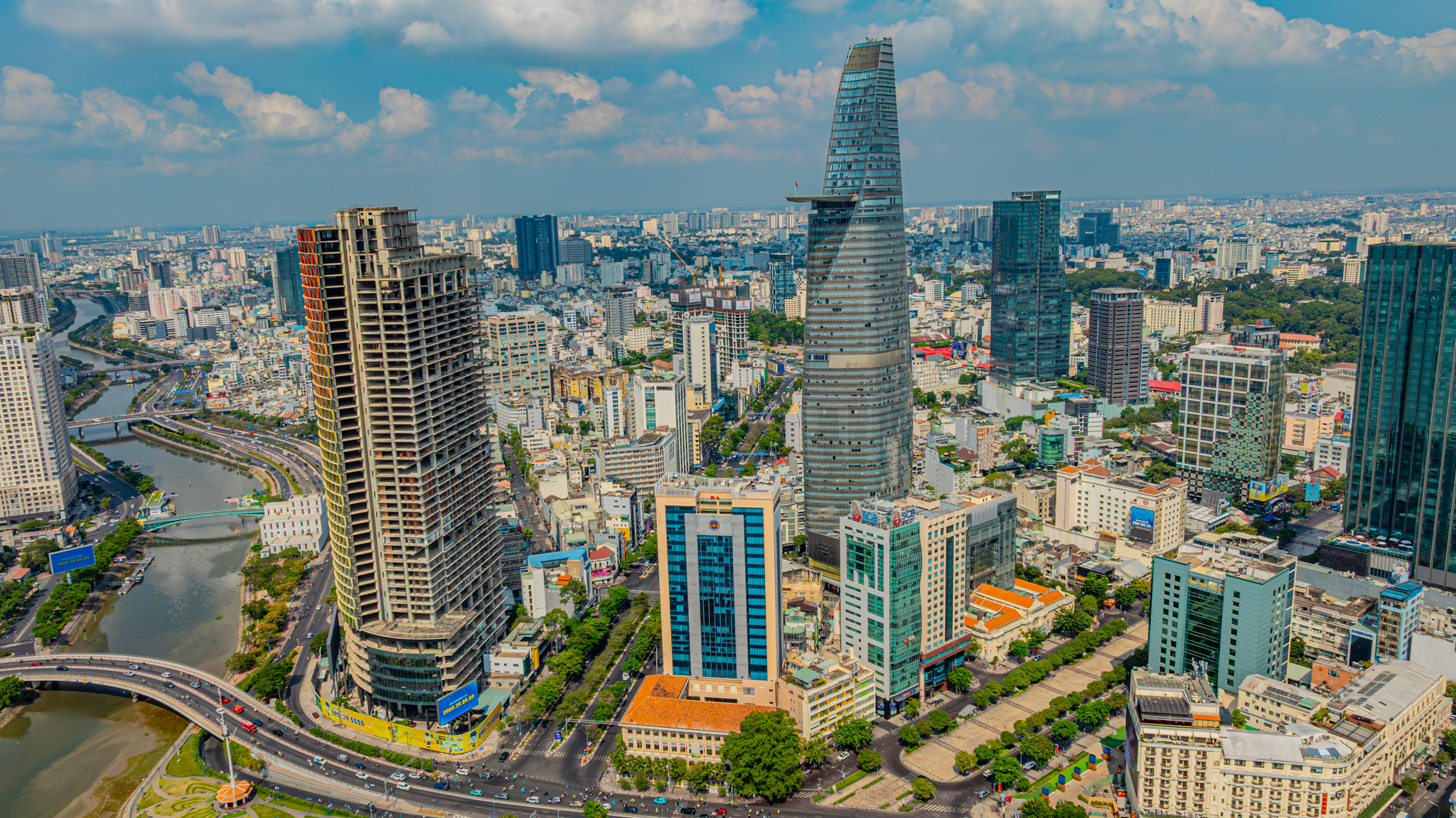 Số phận trái ngược của 5 toà nhà cao nhất TP.HCM: Nơi là máy in tiền, nơi ám ảnh nợ xấu- Ảnh 5.