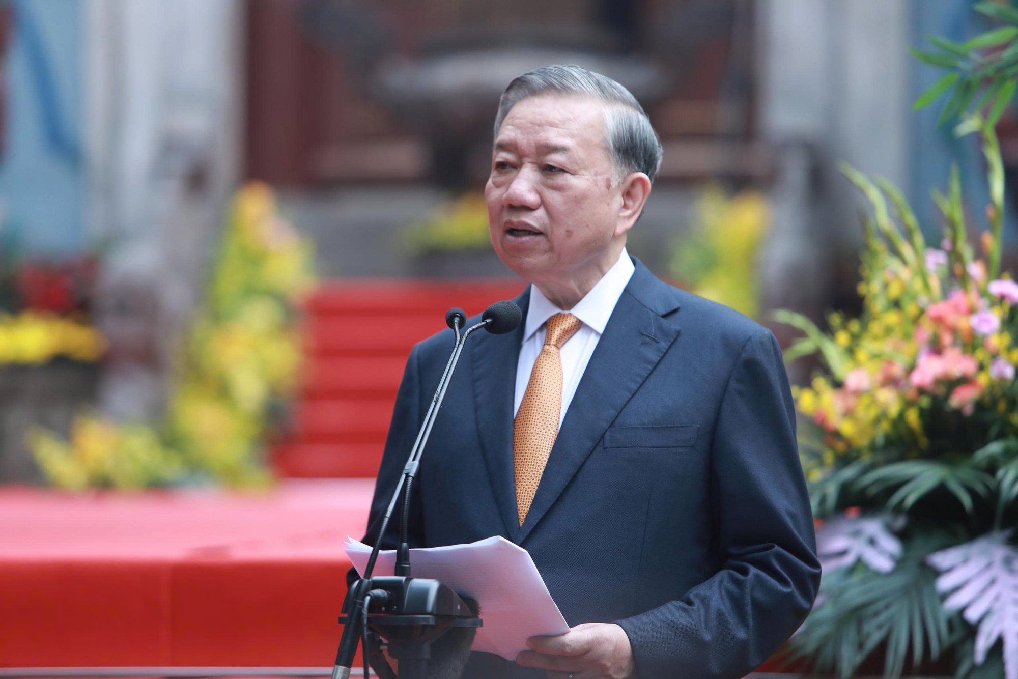 "Chúng ta có trách nhiệm phải sống xứng đáng với công đức Tổ tiên"- Ảnh 2.