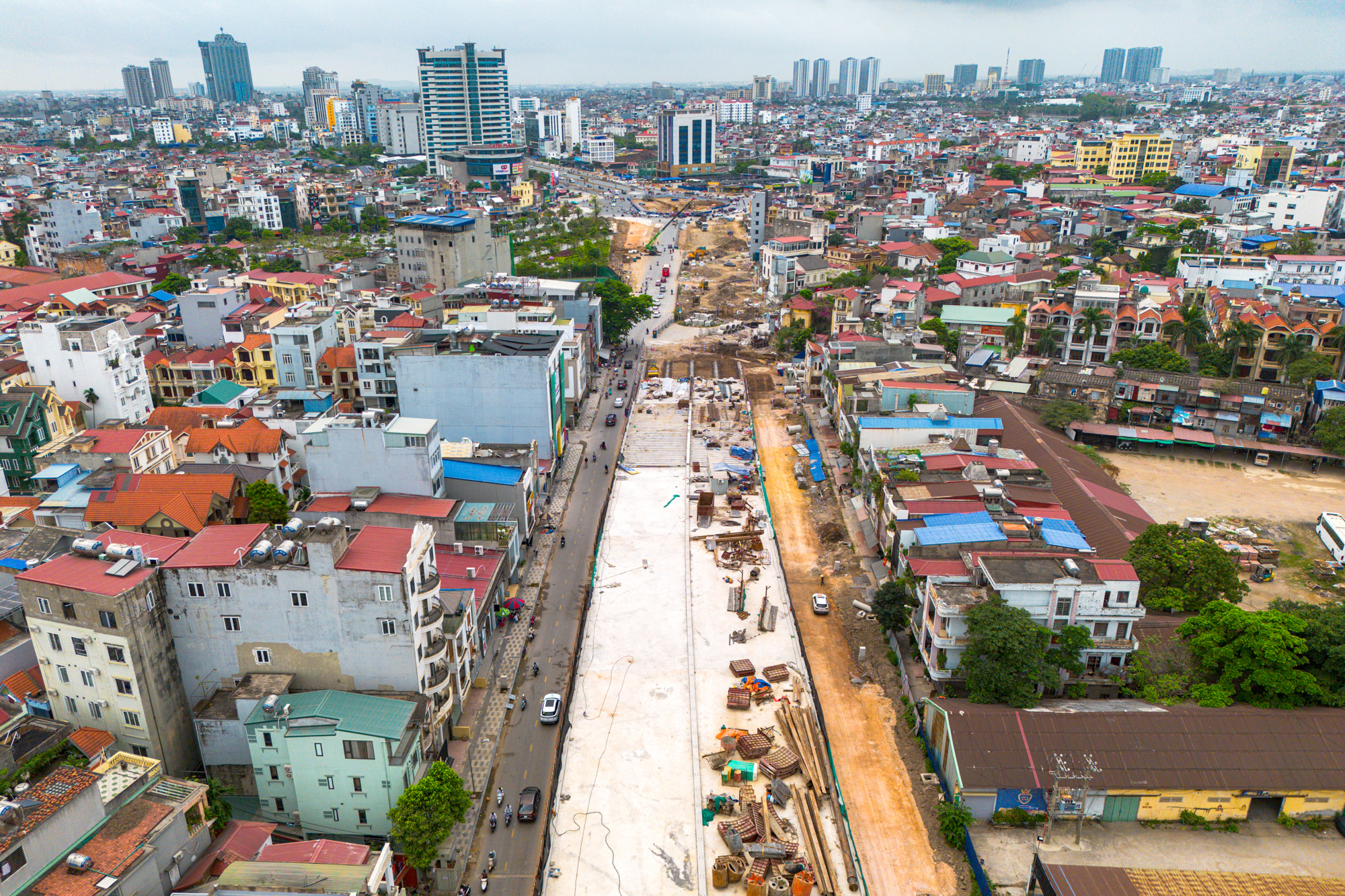 Toàn cảnh công trường cầu dây văng rộng nhất Hải Phòng: Tháp cao bằng tòa nhà 40 tầng, nằm sát vách dự án hơn 2 tỷ USD của Vingroup - Ảnh 6.