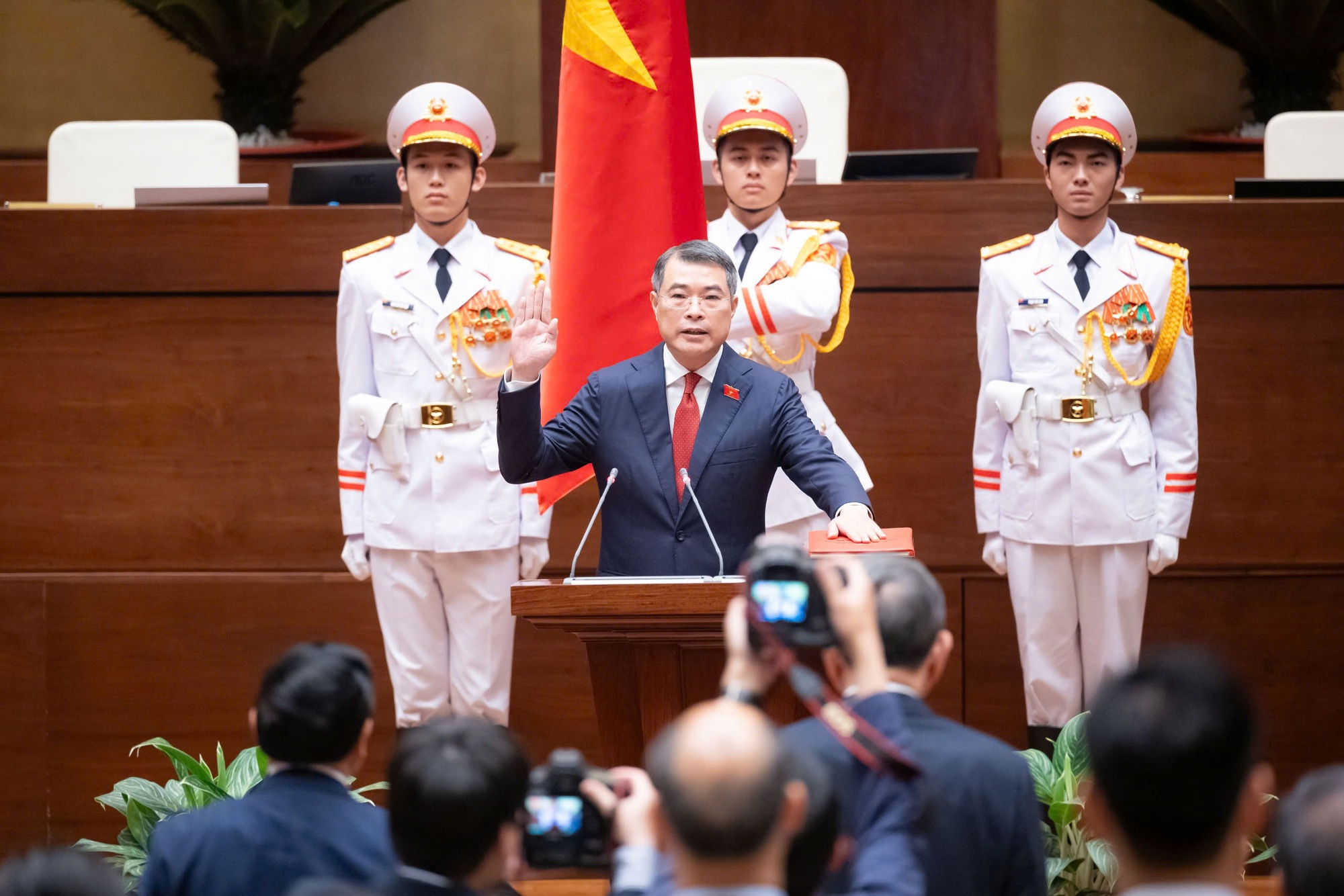 Thủ tướng Lê Minh Hưng: Xây dựng Chính phủ hiện đại, kiến tạo và phục vụ nhân dân - Ảnh 1.