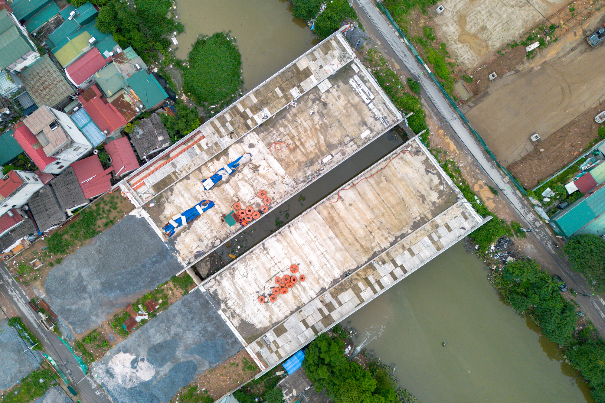 Toàn cảnh đại lộ 10 làn xe nối thẳng Ciputra đến Đan Phượng: Giải phóng mặt bằng rầm rộ đoạn nút thắt, mở toang kết nối đến các đại đô thị của loạt ông lớn Sunshine Group, Vinhomes- Ảnh 10.