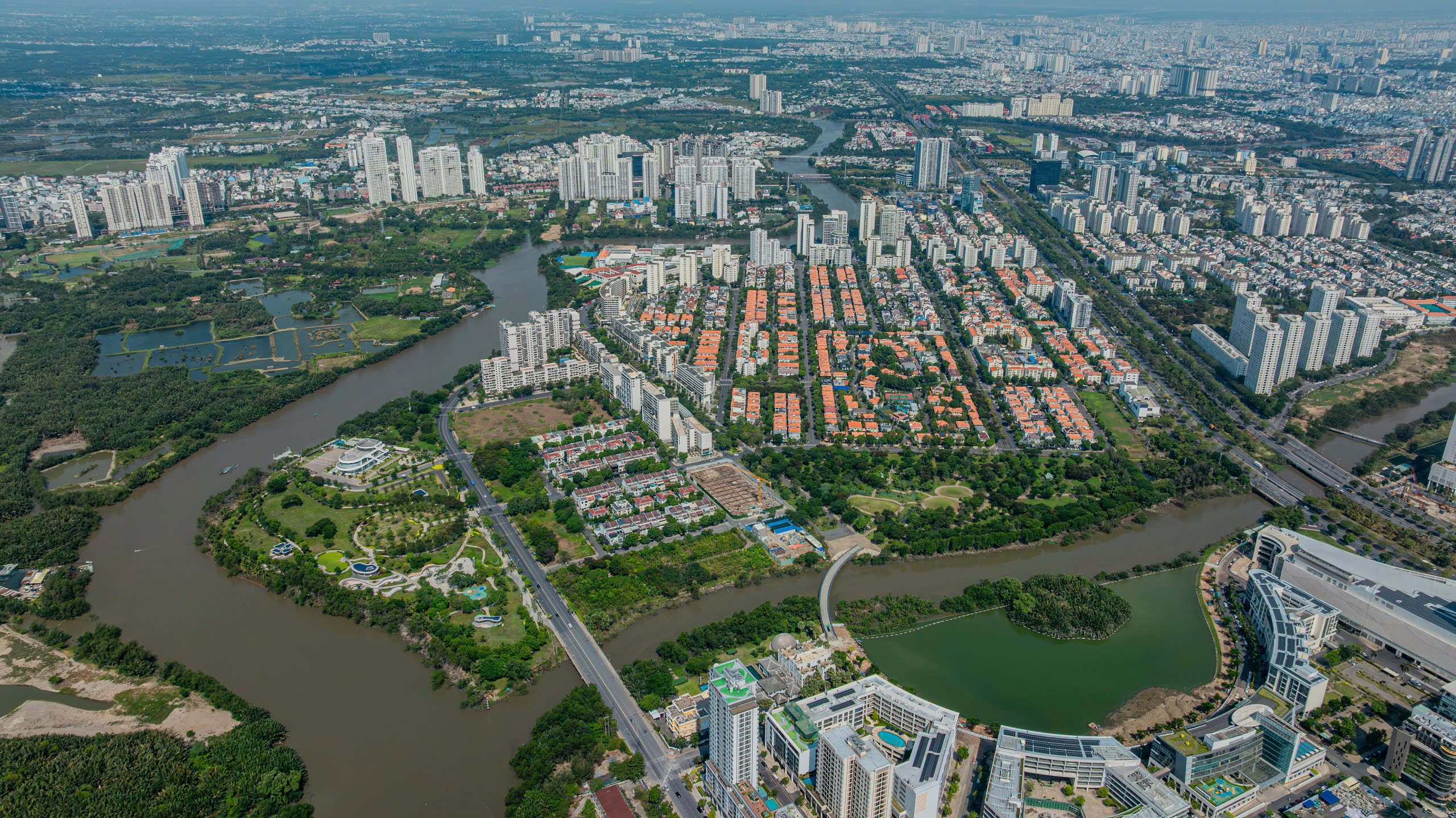 Những khu đô thị không ở lõi trung tâm vẫn có giá trên 300 triệu đồng/m2 ở TP.HCM - Ảnh 5.