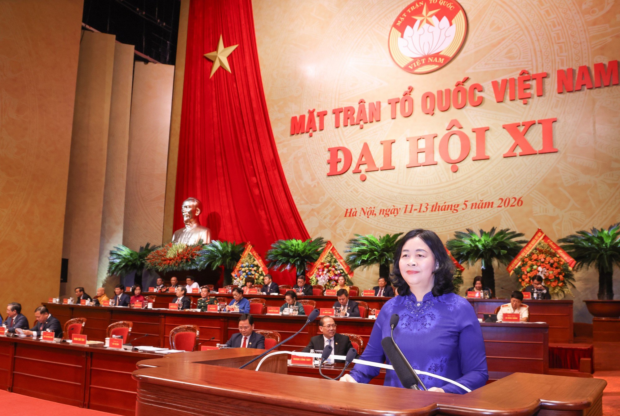 Bà Bùi Thị Minh Hoài làm Chủ tịch Ủy ban MTTQ Việt Nam khóa XI - Ảnh 1.