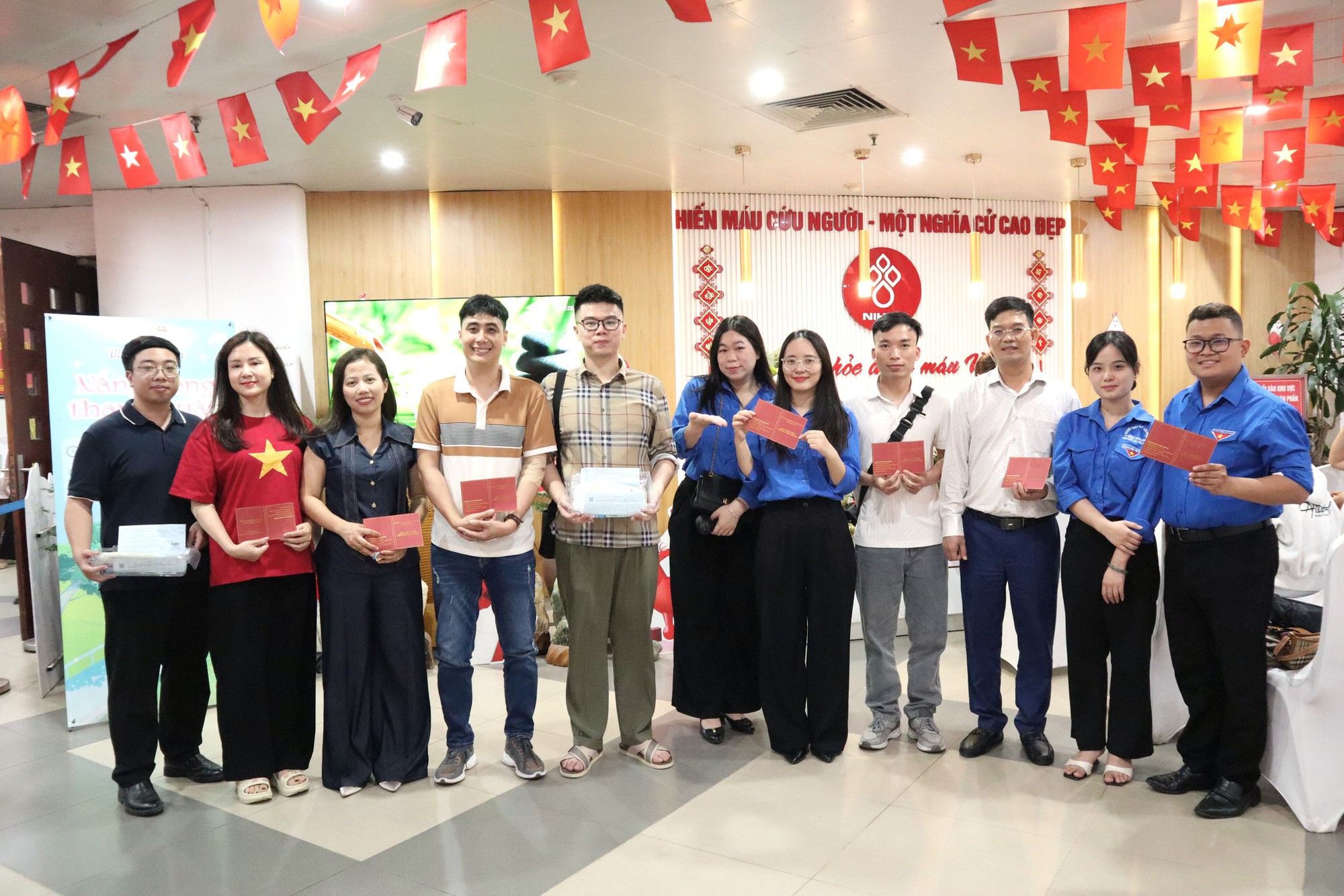 Tuổi trẻ Hội Luật gia Việt Nam tham gia hiến máu nhân đạo- Ảnh 6.