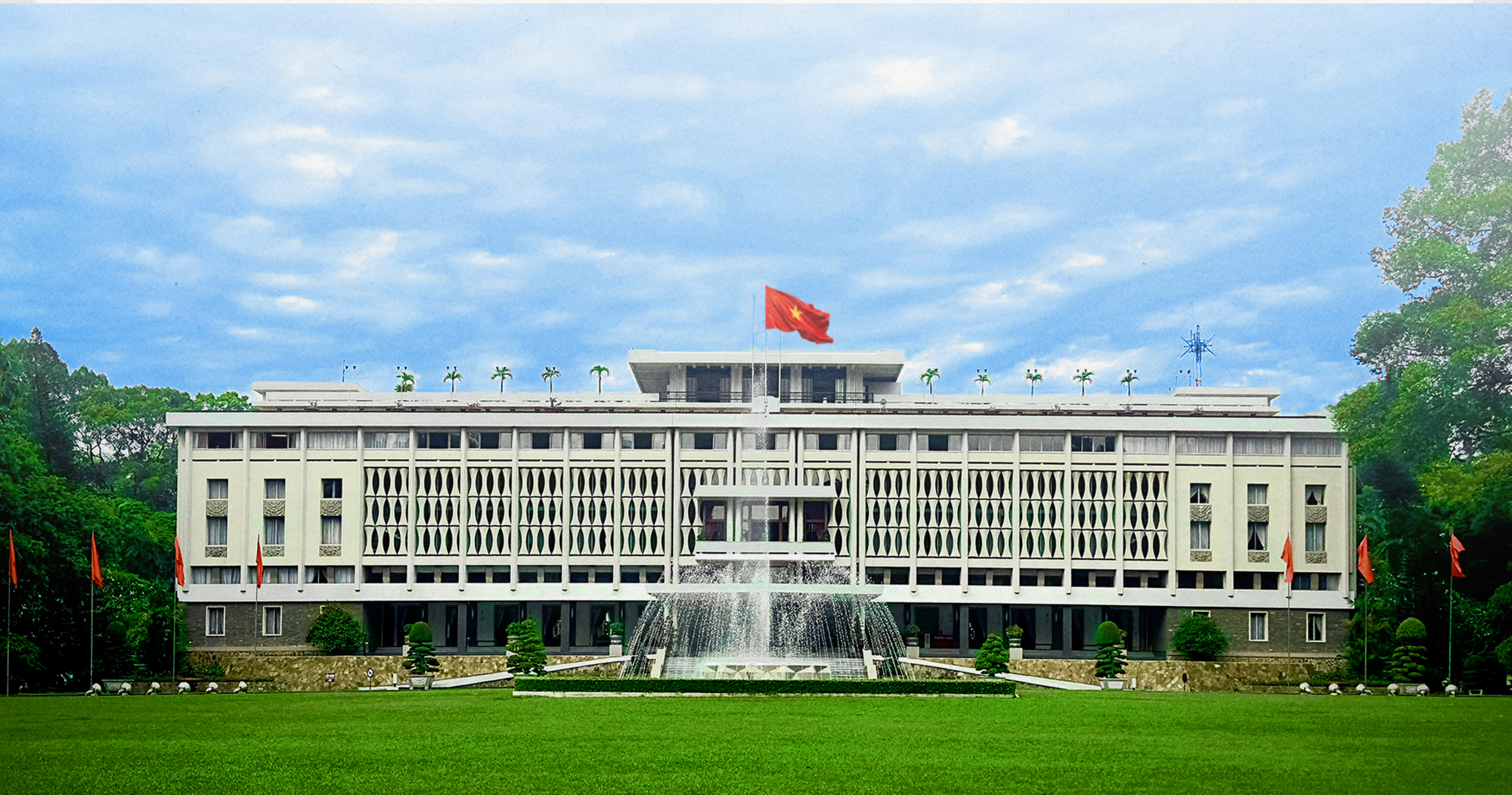 Cuộc giao thoa kiến trúc của thành phố 300 năm: Khi biệt thự Pháp cổ song hành cùng cao ốc - Ảnh 3.