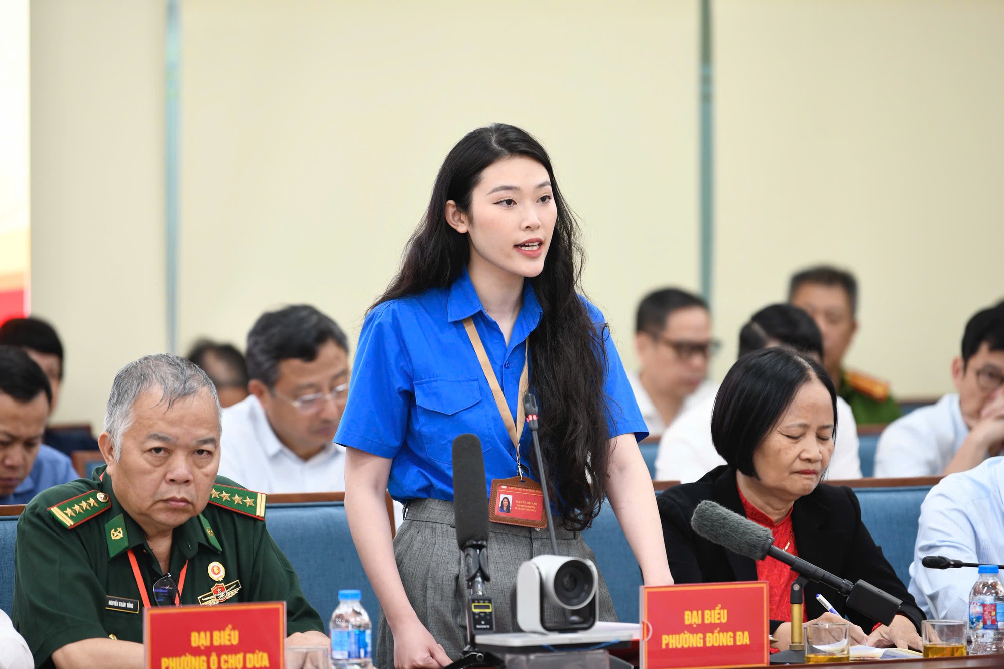 Tổng Bí thư, Chủ tịch nước Tô Lâm tiếp xúc cử tri 10 phường của Hà Nội - Ảnh 9.