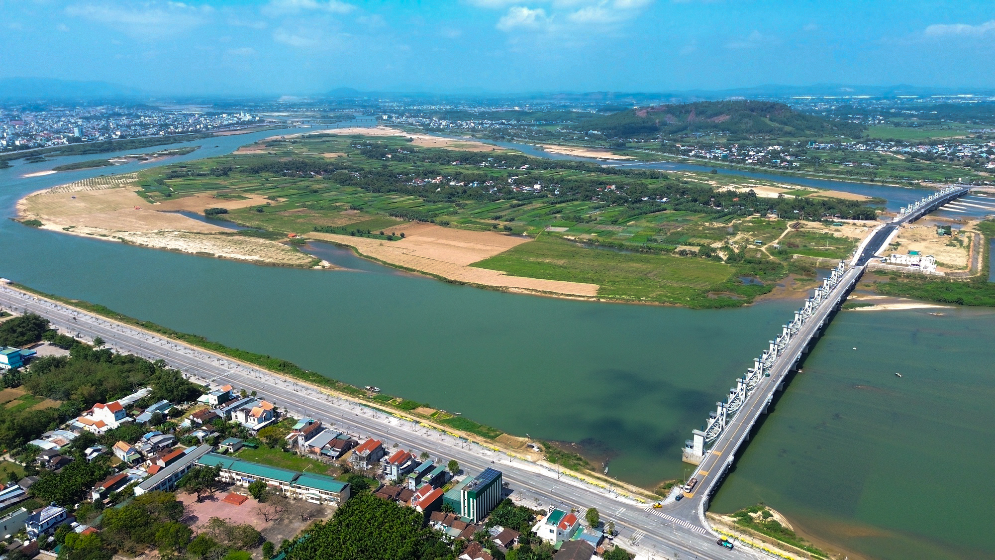 Vingroup, Sun Group và những dự án tỷ đô biến đảo hoang thành siêu đô thị - Ảnh 9.