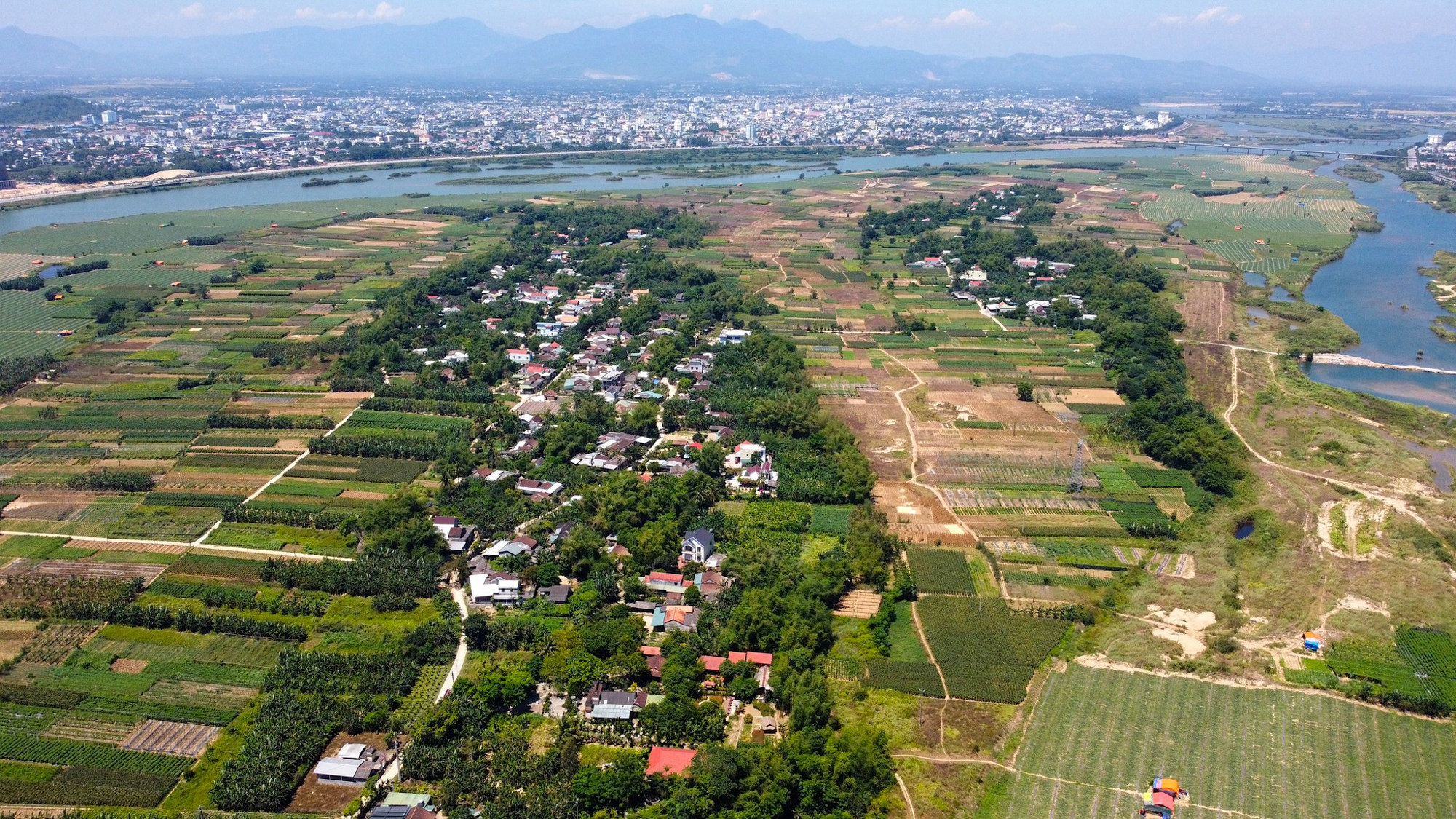 Vingroup, Sun Group và những dự án tỷ đô biến đảo hoang thành siêu đô thị - Ảnh 10.