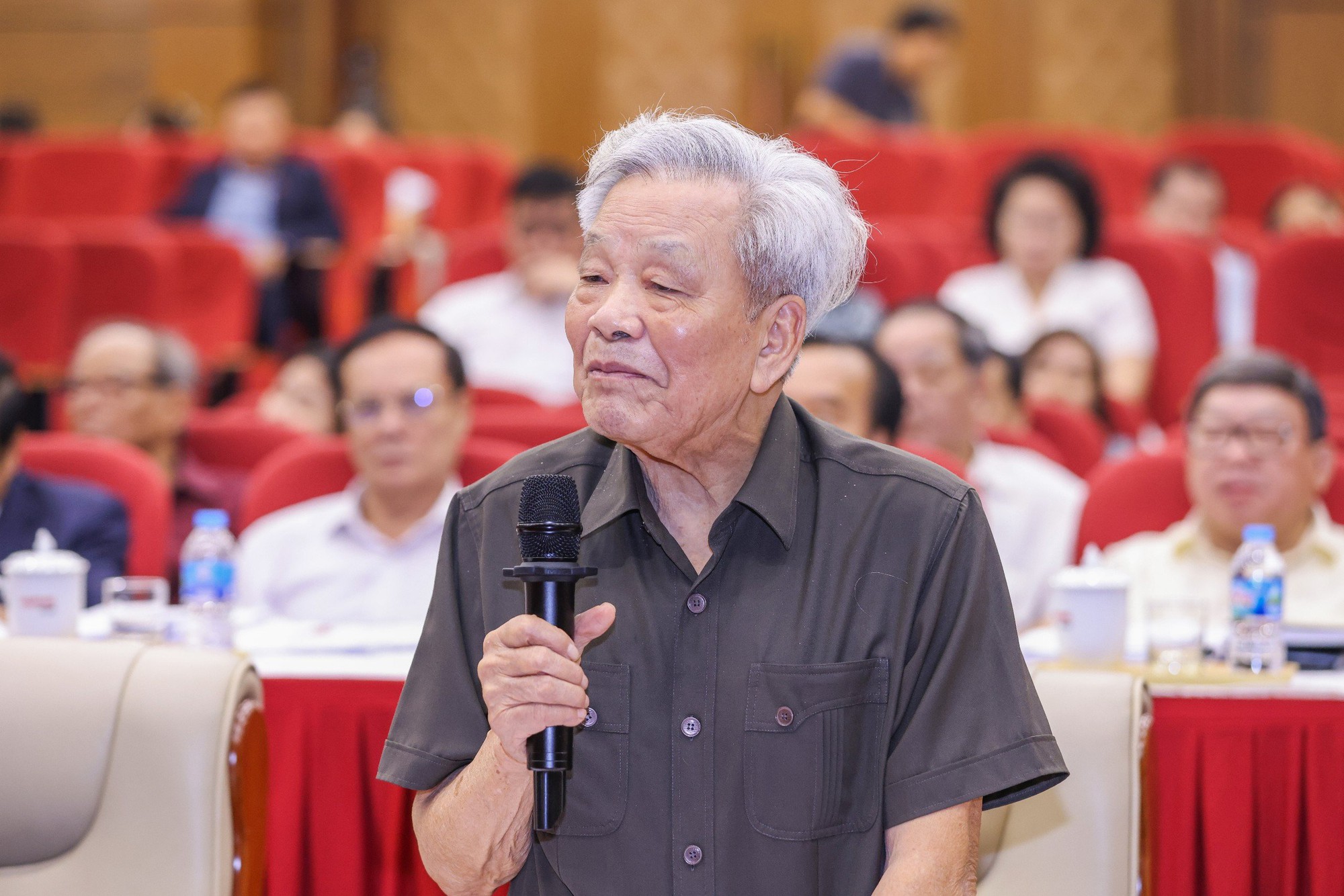 Phát huy dân chủ thực chất để củng cố khối đại đoàn kết toàn dân tộc- Ảnh 1.
