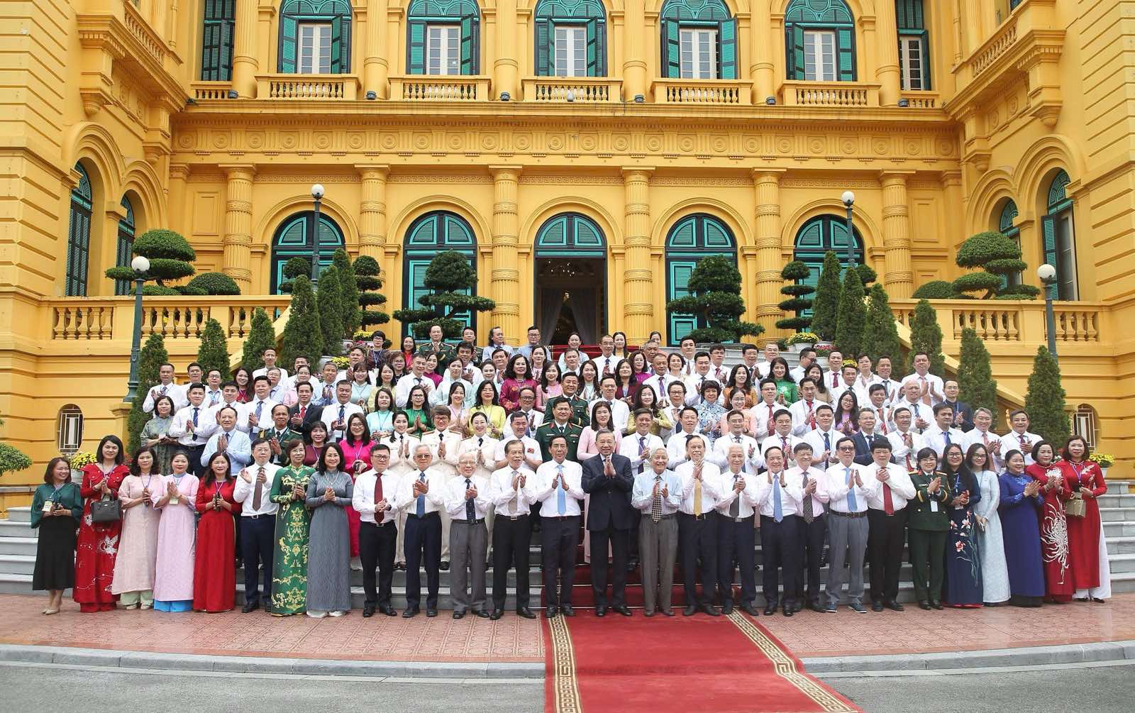 "Báo chí Cách mạng Việt Nam trong thời đại số" - lời hiệu triệu đổi mới - Ảnh 4.
