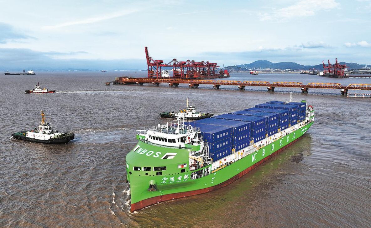 Phát hiện tàu Trung Quốc dài hơn 128 mét, di chuyển liên tục mà không cần tiếp nhiên liệu, thực hiện nhiệm vụ cực quan trọng - Ảnh 2. Phát hiện tàu Trung Quốc dài hơn 128 mét, di chuyển liên tục mà không cần tiếp nhiên liệu, thực hiện nhiệm vụ cực quan trọng - Ảnh 2.
