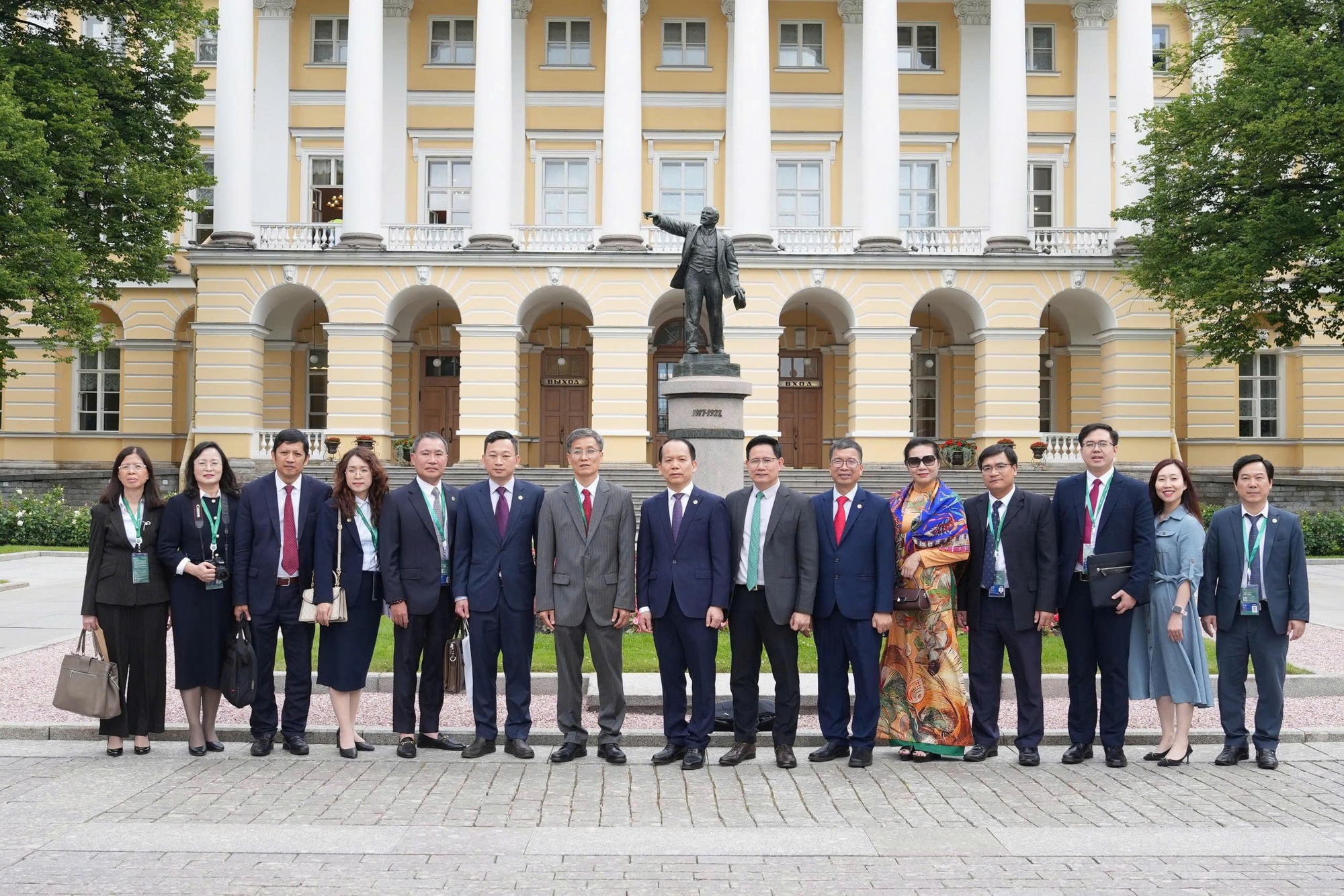 Saint Petersburg (Nga) mong muốn mở rộng hợp tác với các đối tác Việt Nam- Ảnh 5.