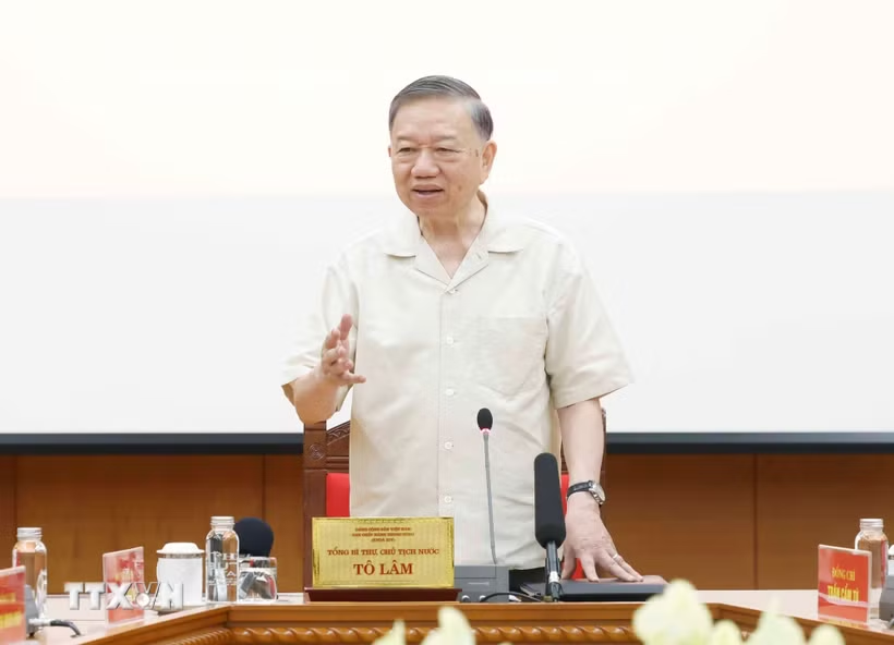 Tổng Bí thư, Chủ tịch nước Tô Lâm chỉ rõ 4 "khoảng trống" cần lấp đầy để phát triển văn hóa Việt Nam - Ảnh 1.