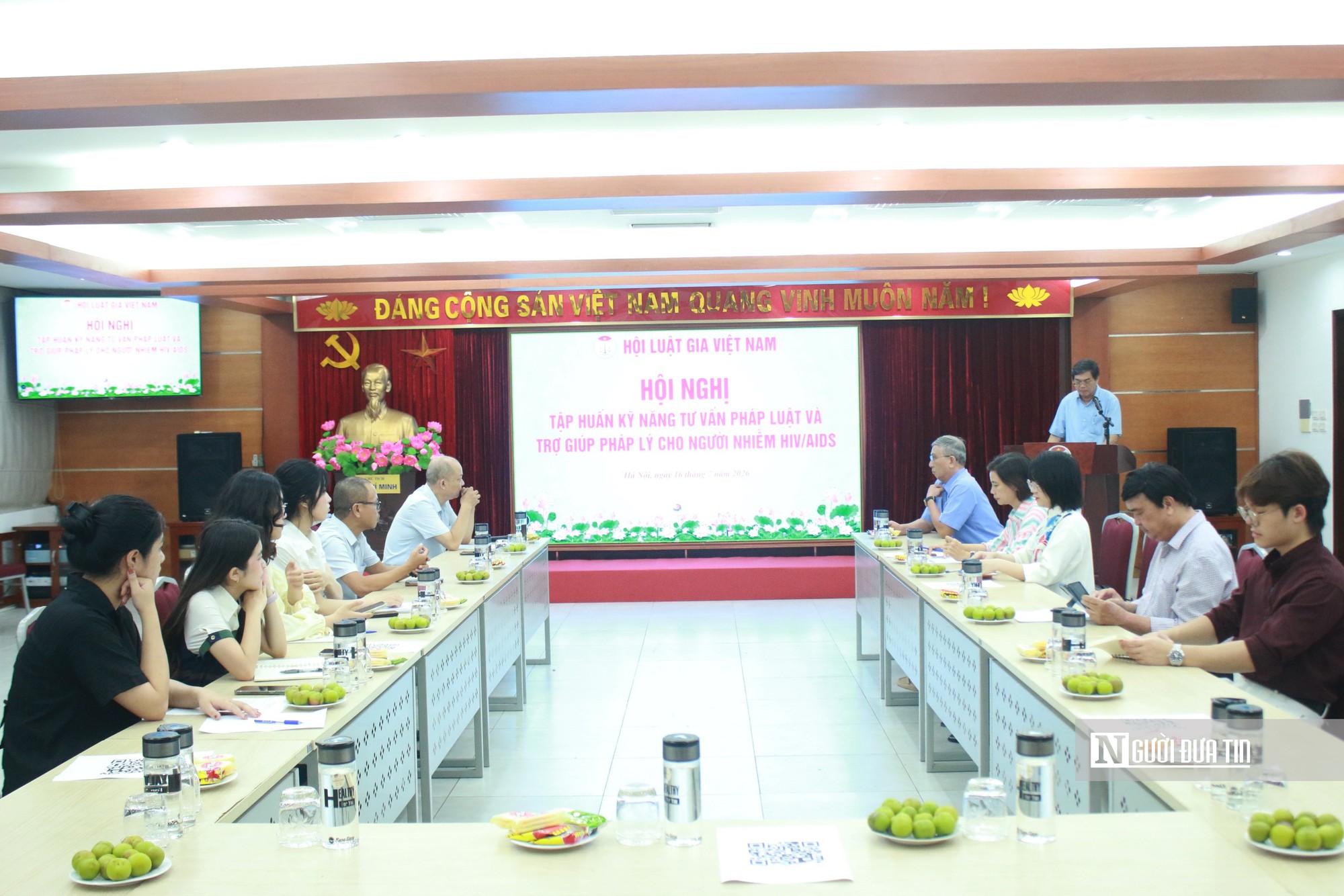 Hội Luật gia Việt Nam tập huấn kỹ năng trợ giúp pháp lý cho người "sống chung với HIV"- Ảnh 2.