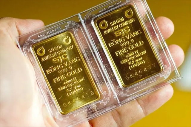 Giá vàng ‘quay xe’ bất ngờ trong sáng nay - Ảnh 1.