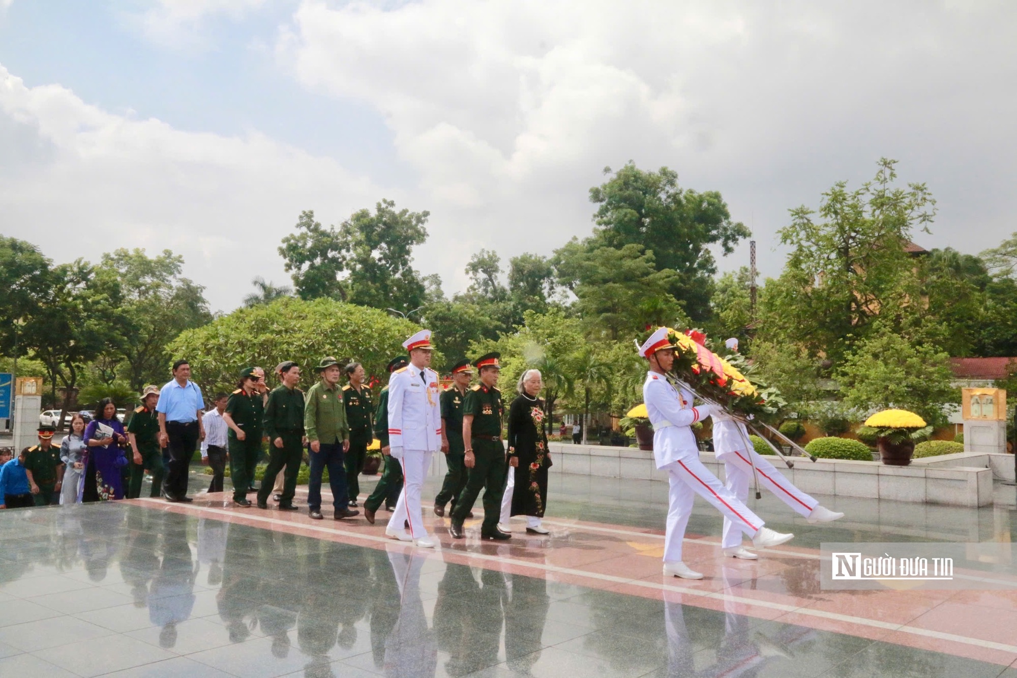 Phát huy truyền thống "Bộ đội Cụ Hồ" - Tiếp nối đạo lý tri ân, xây dựng và bảo vệ Tổ quốc trong thời kỳ mới - Ảnh 1.