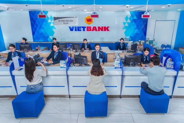 Vietbank tăng vốn lên gần 12.000 tỷ đồng, chốt ngày chào sàn HoSE - Ảnh 1.