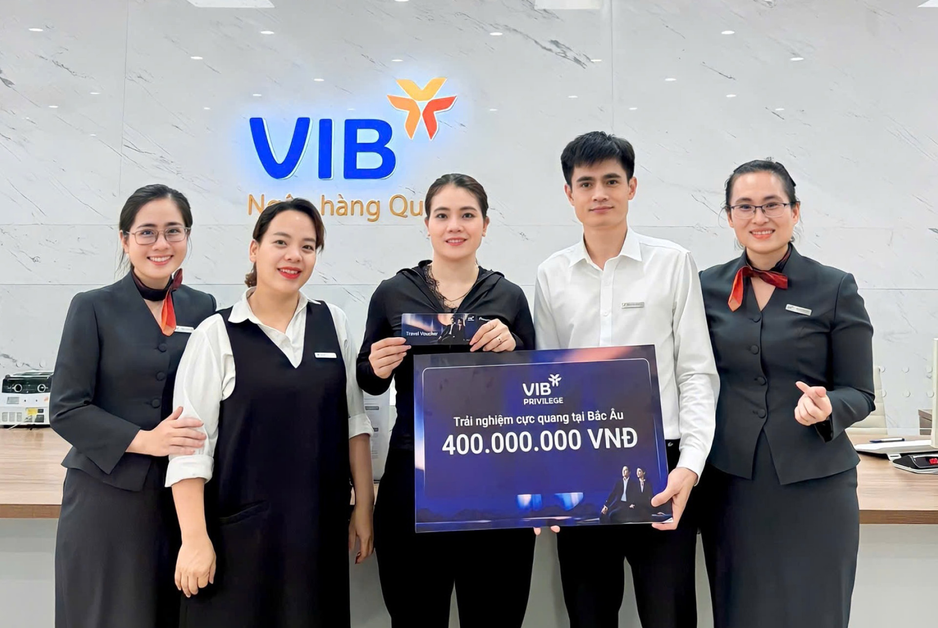 "Chạm ánh cực quang": Hành trình đưa người dùng VIB Privilege Banking đến trải nghiệm không thể lặp lại - Ảnh 2.