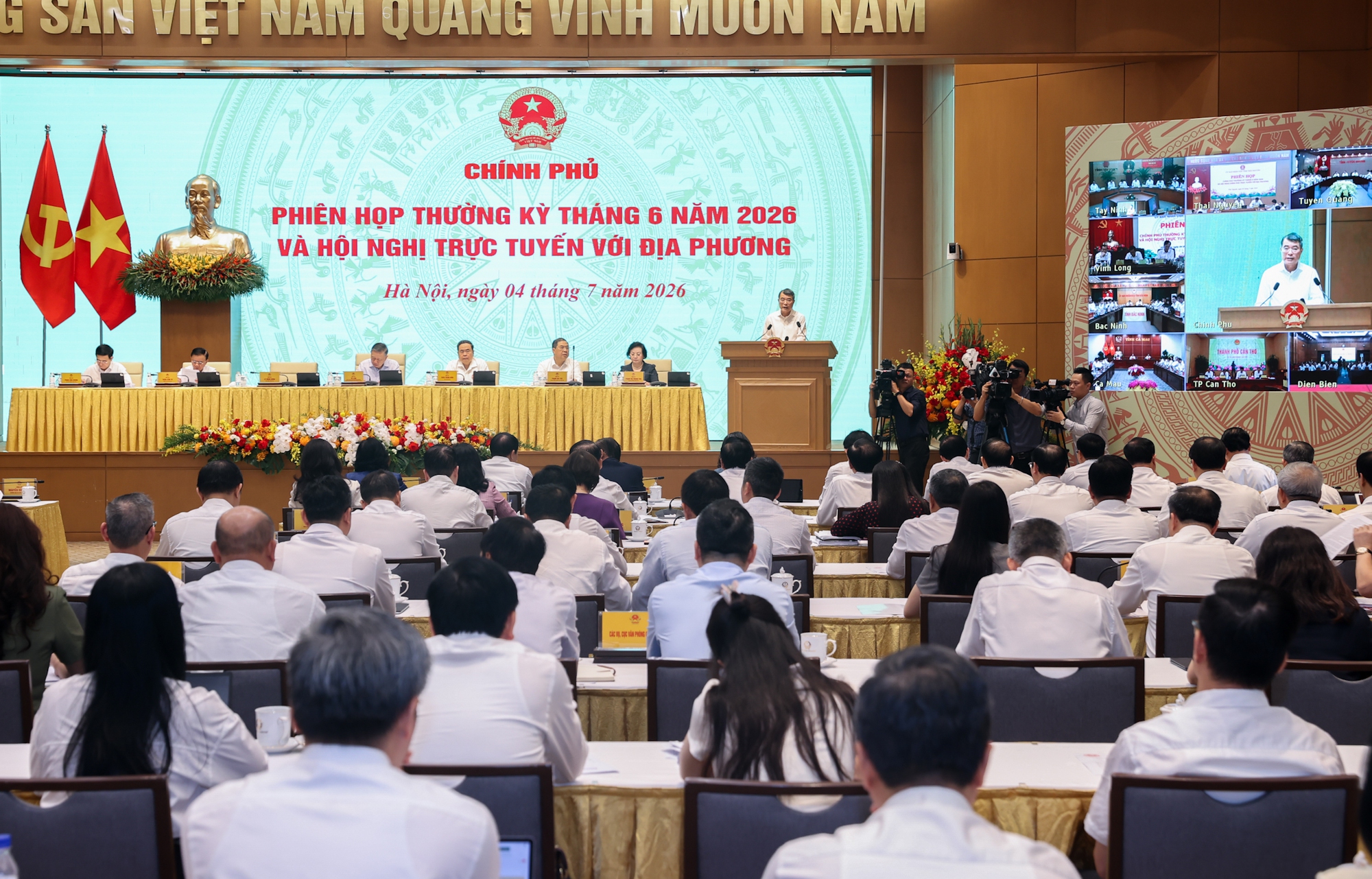 Thủ tướng: 25/34 địa phương phải nỗ lực cao hơn nữa- Ảnh 2.