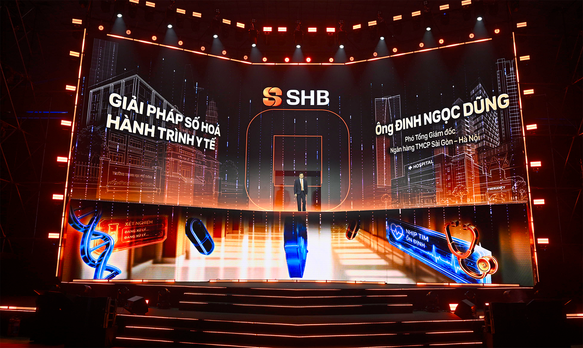 SHB SAHA Shop gây ấn tượng tại sự kiện Chuyển đổi số ngành Ngân hàng 2026- Ảnh 4.