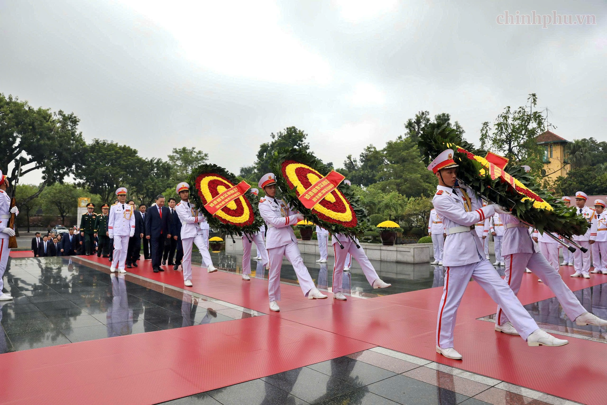 Lãnh đạo Đảng, Nhà nước vào Lăng viếng Chủ tịch Hồ Chí Minh nhân dịp Quốc khánh 2/9- Ảnh 3.