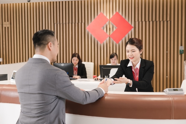 Techcombank bổ nhiệm thêm Phó Tổng giám đốc - Ảnh 1.