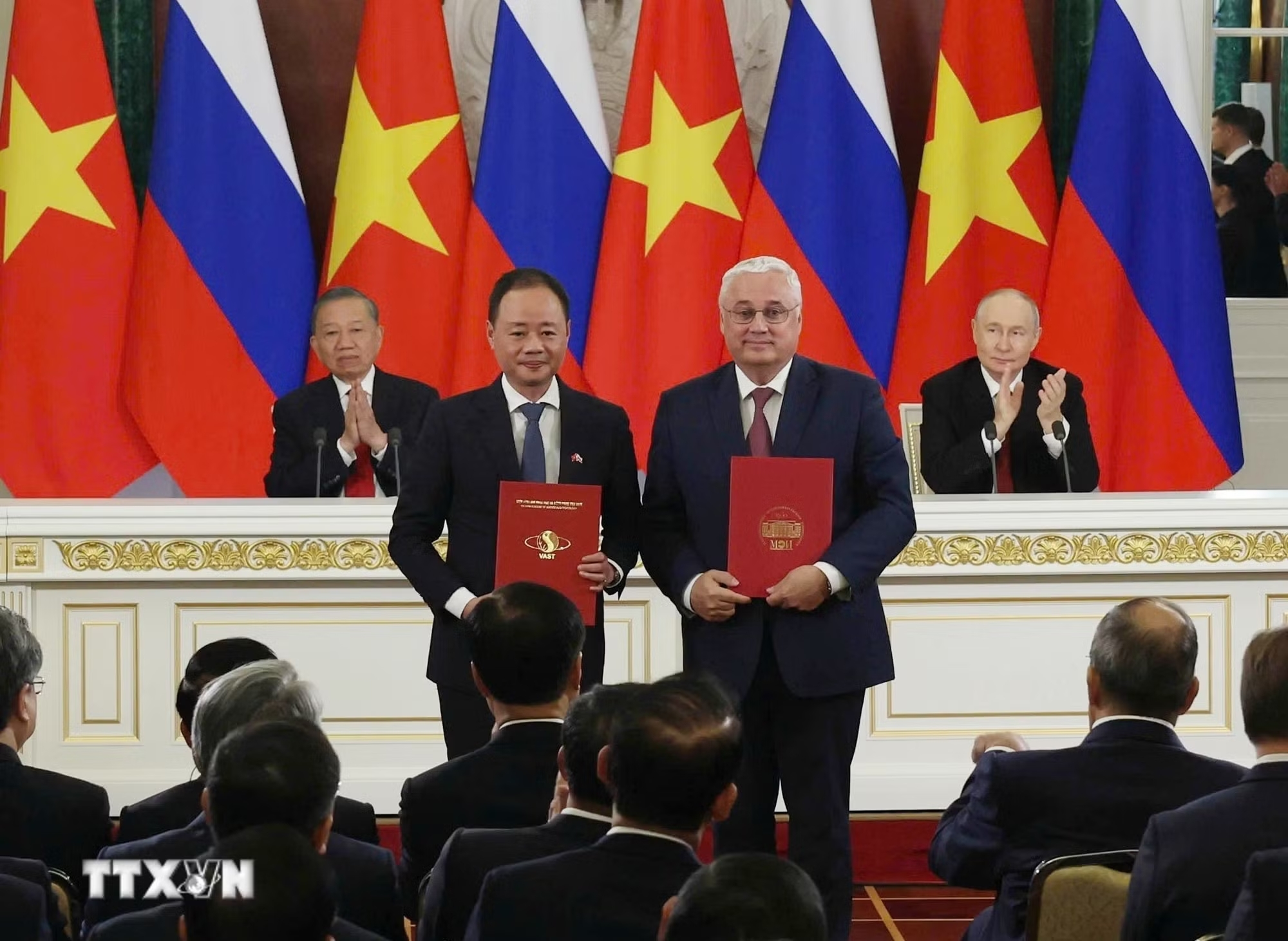 Tuyên bố chung về việc củng cố hơn nữa Quan hệ Đối tác Chiến lược toàn diện Việt Nam-Nga trong giai đoạn mới - Ảnh 3.