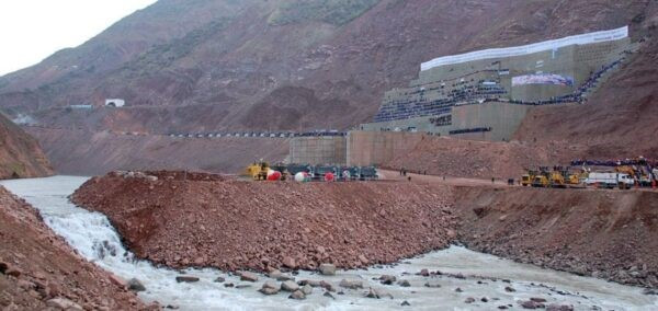 Tajikistan xây đập cao 335 m giữa núi, tạo hồ chứa 13,3 tỷ m³ nước và nhà máy thủy điện 3.780 MW - Ảnh 3.