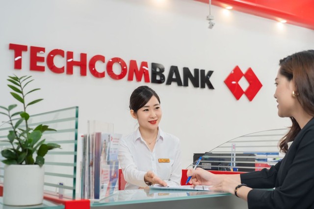 Techcombank tăng lãi suất tiết kiệm kỳ hạn 3-5 tháng từ hôm nay- Ảnh 1.