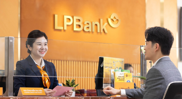 LPBank giảm lãi suất tiết kiệm tất cả các kỳ hạn từ ngày 30/10- Ảnh 1.