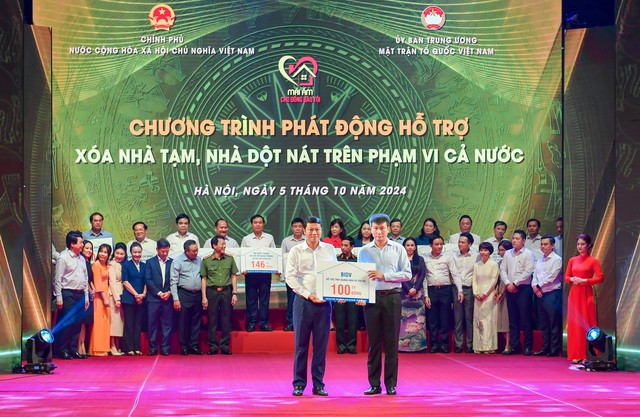 BIDV ủng hộ 100 tỷ đồng chung tay xóa nhà tạm, nhà dột nát - Ảnh 2.