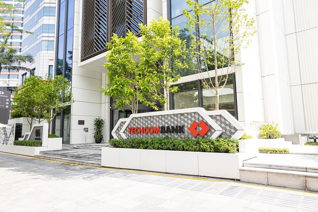 Nếu nhà đầu tư ngoại sở hữu 8-9% vốn rời đi, Techcombank sẽ cân nhắc bán 15% cổ phần cho nhà đầu tư chiến lược mới- Ảnh 2.