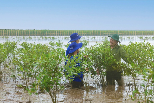 Thực hành E-S-G: Nhìn từ doanh nghiệp phát triển bền vững tiên phong của Việt Nam- Ảnh 3.