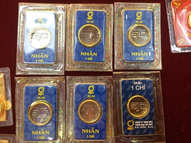 Giá vàng ngày 12/7: Vàng nhẫn đắt hơn SJC tới 400.000 đồng/lượng- Ảnh 1.