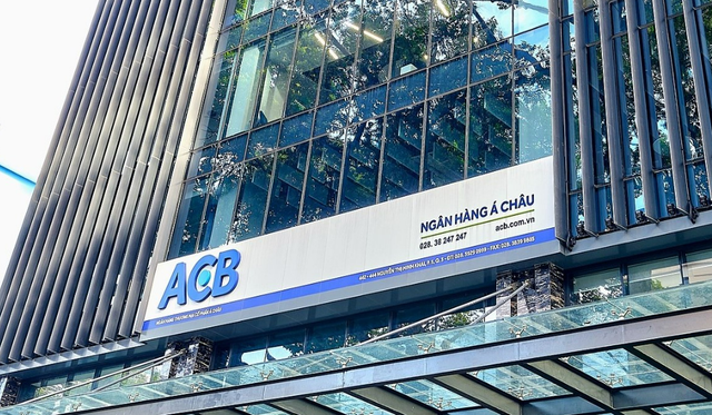 ACB báo lãi ròng bán niên 2024 đạt 8.374 tỷ đồng, nợ có khả năng mất vốn tăng gần 42%- Ảnh 1.