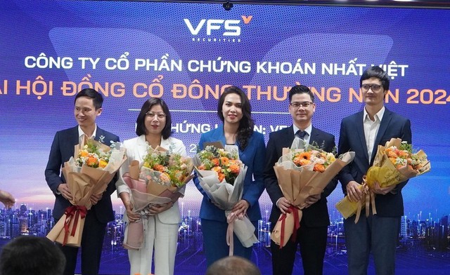 Công ty liên quan đến Chủ tịch Chứng khoán Nhất Việt muốn gom hơn 20 triệu cổ phiếu VFS- Ảnh 1.