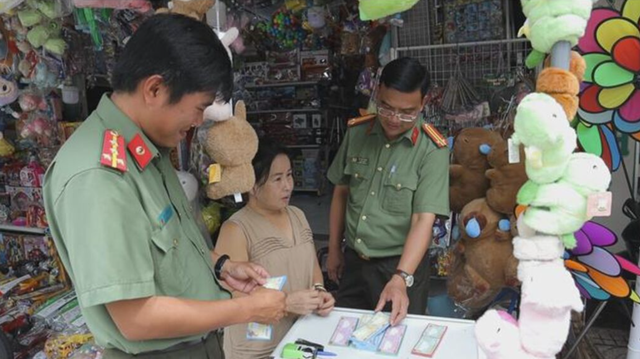 Cảnh giác với thủ đoạn đổi vé số trúng thưởng để lừa đảo- Ảnh 1.