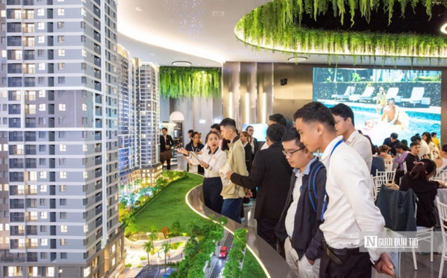 TPHCM cấm doanh nghiệp bất động sản ủy quyền đặt cọc, mua bán - Ảnh 1.