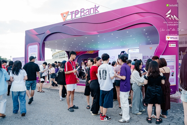Khi TPBank biến concert thành “vũ trụ trải nghiệm số” khiến giới trẻ mê mẩn - Ảnh 2.