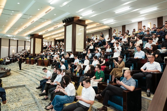 Sunshine Legend City "gây sốt" với công nghệ sa bàn ảo lần đầu xuất hiện trên sóng livestream NobleGo  - Ảnh 2.
