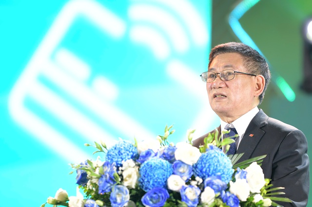 Phó thủ tướng giao 5 nhiệm vụ trọng tâm cho ngành tài chính, ngân hàng tại lễ khai mạc Sóng Festival 2025: "Một chạm - Vạn niềm tin" - Ảnh 1.