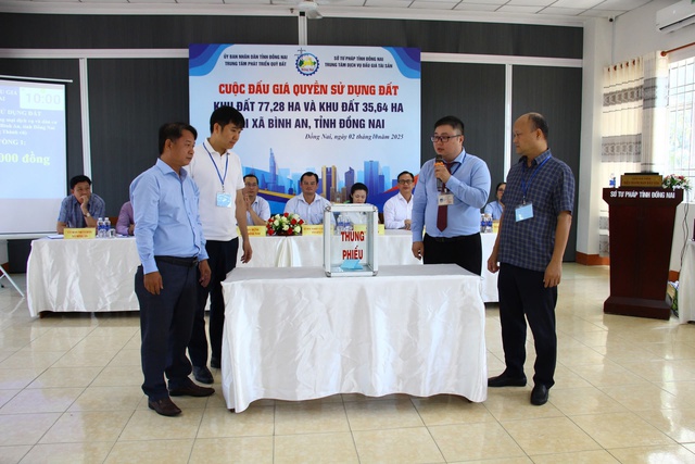 Đấu giá thành công 2 khu đất hơn 6.700 tỷ đồng gần sân bay Long Thành - Ảnh 1.