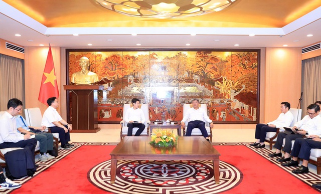 Hà Nội chuyển đổi xe xăng sang xe điện, LG ENSOL cùng ‘mẹ đẻ’ SH, Vision nghiên cứu dự án tủ đổi pin: Cung cấp cho 100.000 người, hướng tới xây nhà máy tại Thành phố - Ảnh 1.