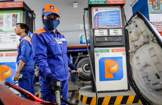 Giá xăng có thể 'quay đầu' giảm vào chiều 23/10 - Ảnh 1.